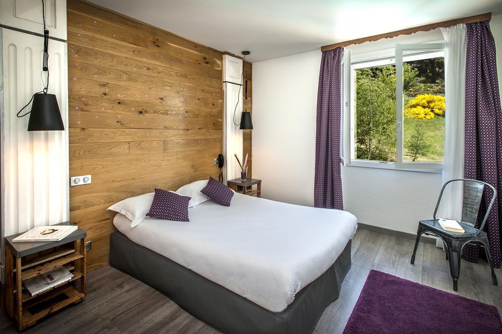 Logis Hotel Et Spa Chez Camillou Aumont-Aubrac Room photo